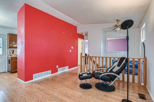 19003 Mansfield Dr, Aurora CO 80013-3657 exterior