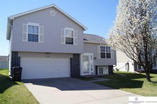 17857 Olive St, Omaha, NE 68136-2089