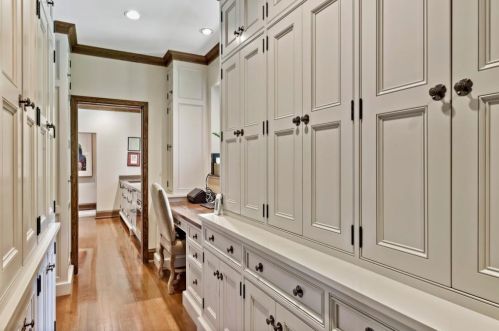 3015 Andrews Dr, Atlanta GA  30305-2001 exterior