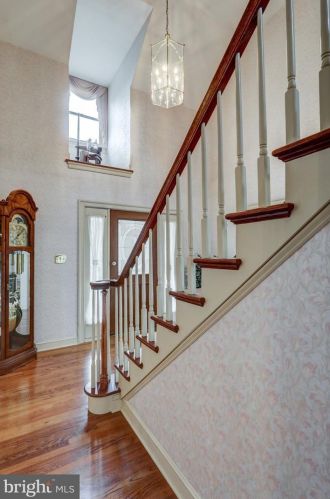 2045 Rockvale Rd, Lancaster PA  17602-1405 exterior