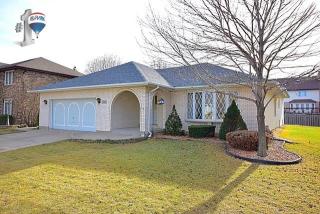 1360 Rosebud Ln, Addison, IL 60101-5729