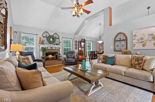250 Ashley Oaks Dr, Mcdonough, GA 30253-5593
