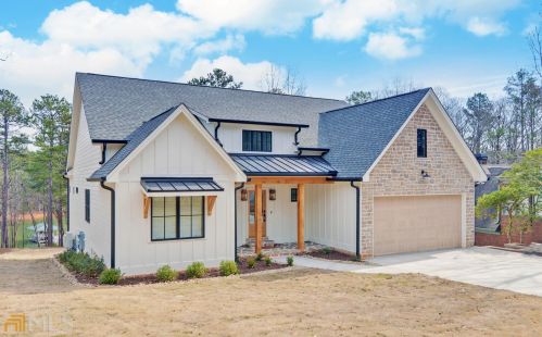 96 Barefoot Bay Rd, Hartwell, GA 30643-2434