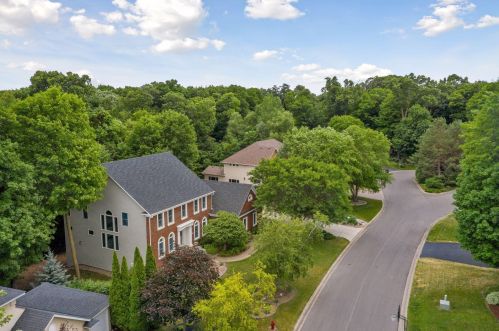 2896 Forest Rdg, Chaska, MN 55318-1112