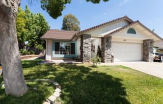 1902 Yahi Ln, Redding, CA 96002-1482