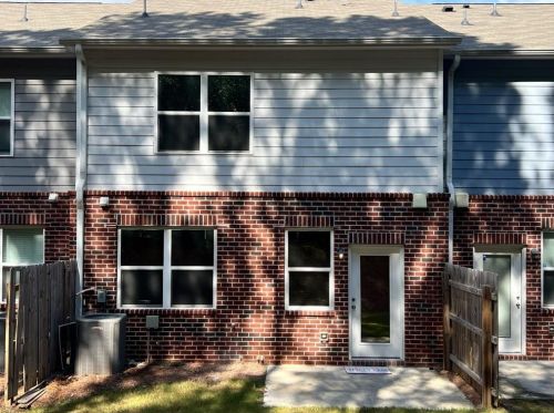1889 Millstream Holw, Conyers GA  30012-3597 exterior