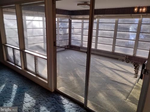 11706 Stonington Pl, Silver Spring MD 20902-1638 exterior