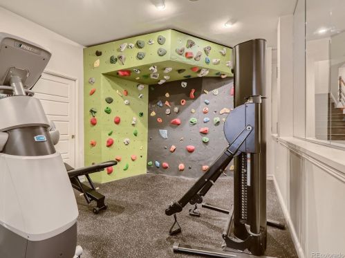 3000 Exposition Ave, Denver CO  80209-4805 exterior