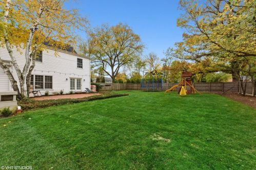 500 Margate Ter, Bannockburn IL  60015-3339 exterior