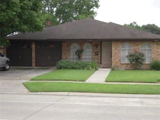 315 Wall Blvd, Gretna LA  70056-7735 exterior