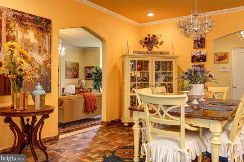 585 Warwick Rd, Haddonfield NJ 08033-3845 exterior