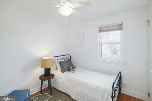 762 Mount Vernon Ave, Tavistock NJ  08033-2817 exterior