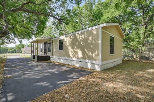 316 T A Carroll Ave, Corsicana, TX 75110-8042