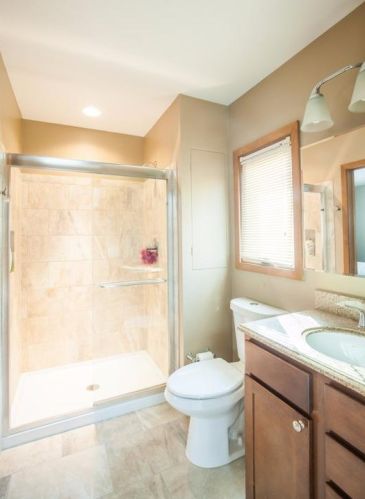 7228 Camargowoods Dr, Cincinnati OH  45243-2208 exterior
