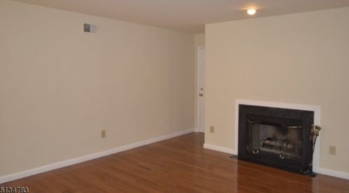 18 Mcchesney Ct, Town Center NJ  07052-1135 exterior