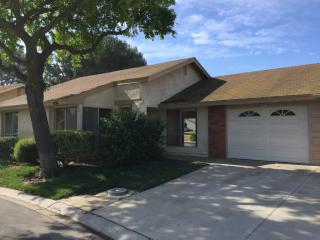 4214 Village 4, Camarillo, CA 93012-6914