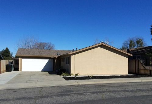 509 Linda Ct, Valley Home, CA 95361-2741