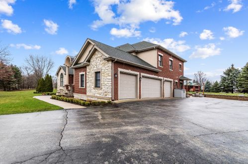 12924 Archer Ave, Lemont IL  60439-4705 exterior