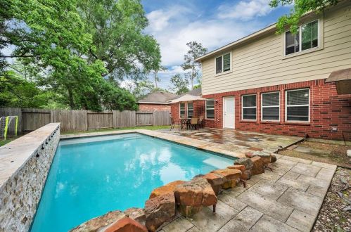 126 Genesee Ridge Dr, Conroe TX  77385-3687 exterior
