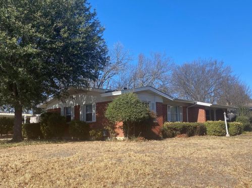 3724 Cork Pl, Fort Worth, TX 76116-6957