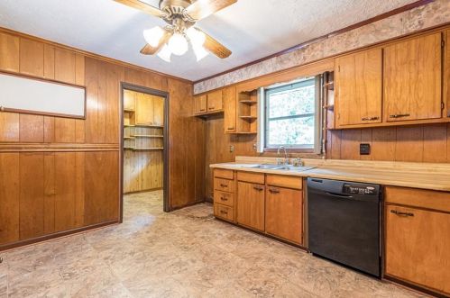 633 Handley Ave, Atlanta GA  30310-2214 exterior