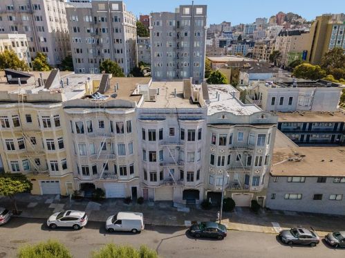 1257 Chestnut St, San Francisco, CA 94109-8325