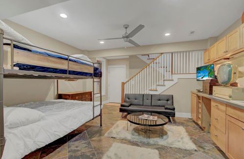4637 Lazy Creek Ln, Wadmalaw Is SC  29487-7066 exterior