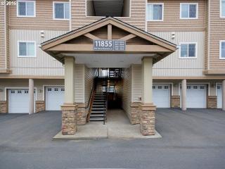 11855 Stone Mountain Ln, Portland OR  97229-6599 exterior