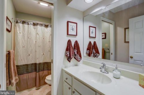 1843 Spring Ridge Ln, Lancaster PA  17603-6794 exterior