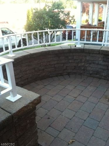25 Gladys Ave, Manville, NJ 08835-2347