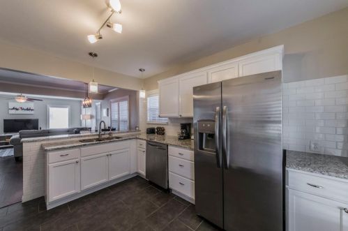 3824 Collinwood Ave, Fort Worth TX  76107-4541 exterior