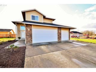 38820 2nd Ave, Scio, OR 97374-3901