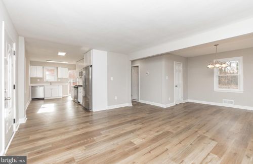 10204 Carson Pl, Silver Spring, MD 20901-1812