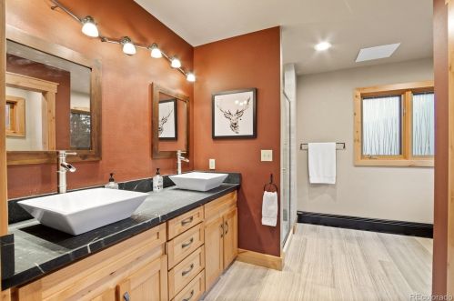 8257 Summit Dr, Morrison CO  80465-2431 exterior