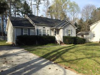 5217 Pronghorn Ln, Raleigh, NC 27610-6512