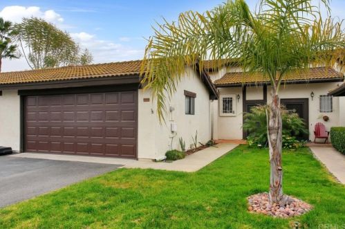 5450 Villas Dr, Bonsall, CA 92003-5208