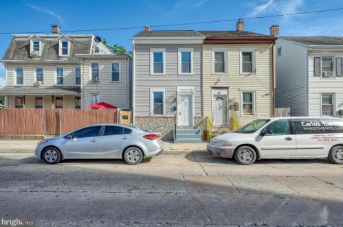 606 Company St, York PA  17401-3312 exterior
