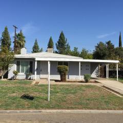 79 Buckingham Way, Fresno, CA 93704-4022