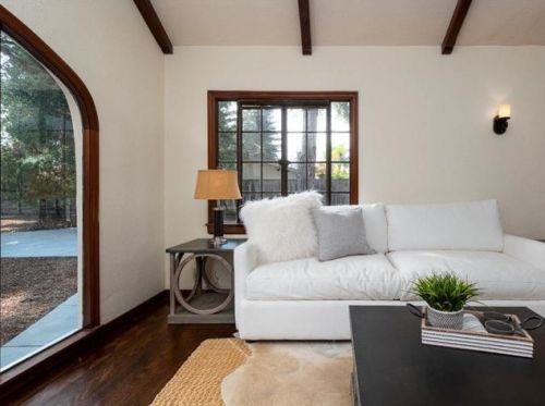 682 San Antonio Rd, Los Altos CA 94022-1304 exterior