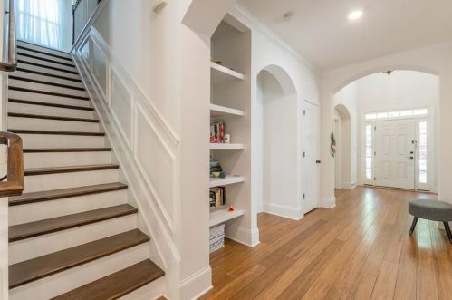 1648 Beacon Hill Blvd, Atlanta GA  30329-2556 exterior