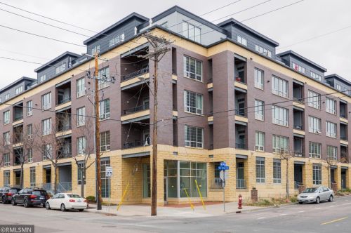 521 2nd St, Minneapolis MN  55414-2104 exterior