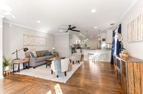 866 Brookdale Dr, Atlanta GA  30344-6726 exterior
