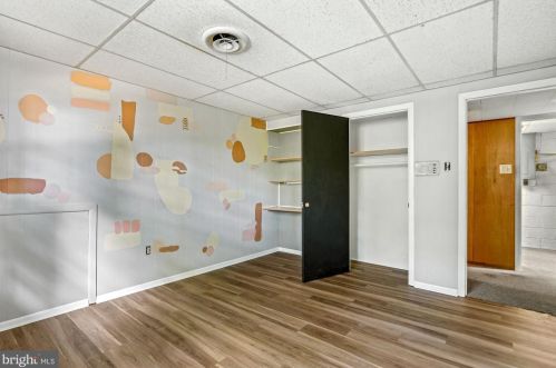 7301 Lackawanna Dr, Springfield VA  22150-4418 exterior