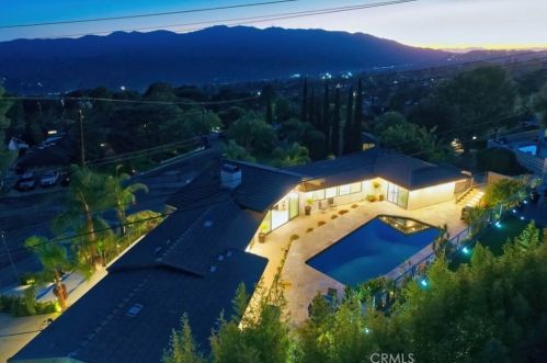 3001 Cloudcrest Rd, Glendale CA  91214-1304 exterior