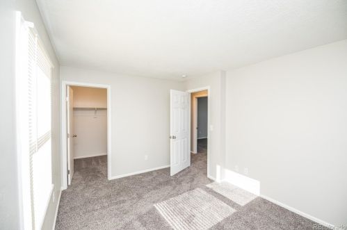 18202 Nassau Dr, Denver CO 80013-3346 exterior