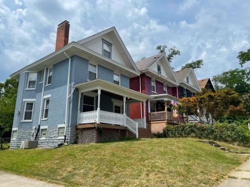 963 Francisco St, Cincinnati, OH 45206-2608