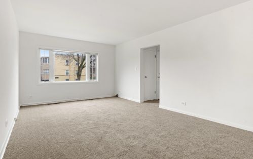 2605 Summerdale Ave, Chicago, IL 60625-3305