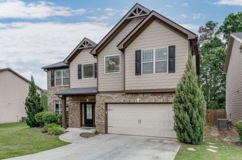 4332 Suwanee Mill Dr, Buford, GA 30518-9245