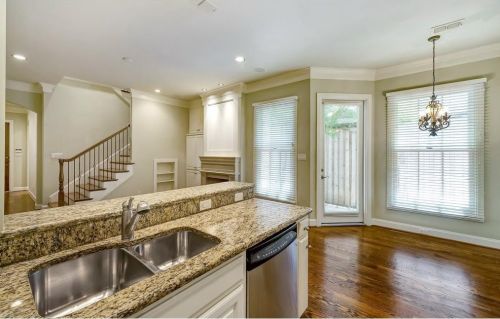 5429 El Campo Ave, Fort Worth TX  76107-4701 exterior