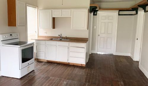 523 Mulberry St, Angleton TX  77515-4738 exterior